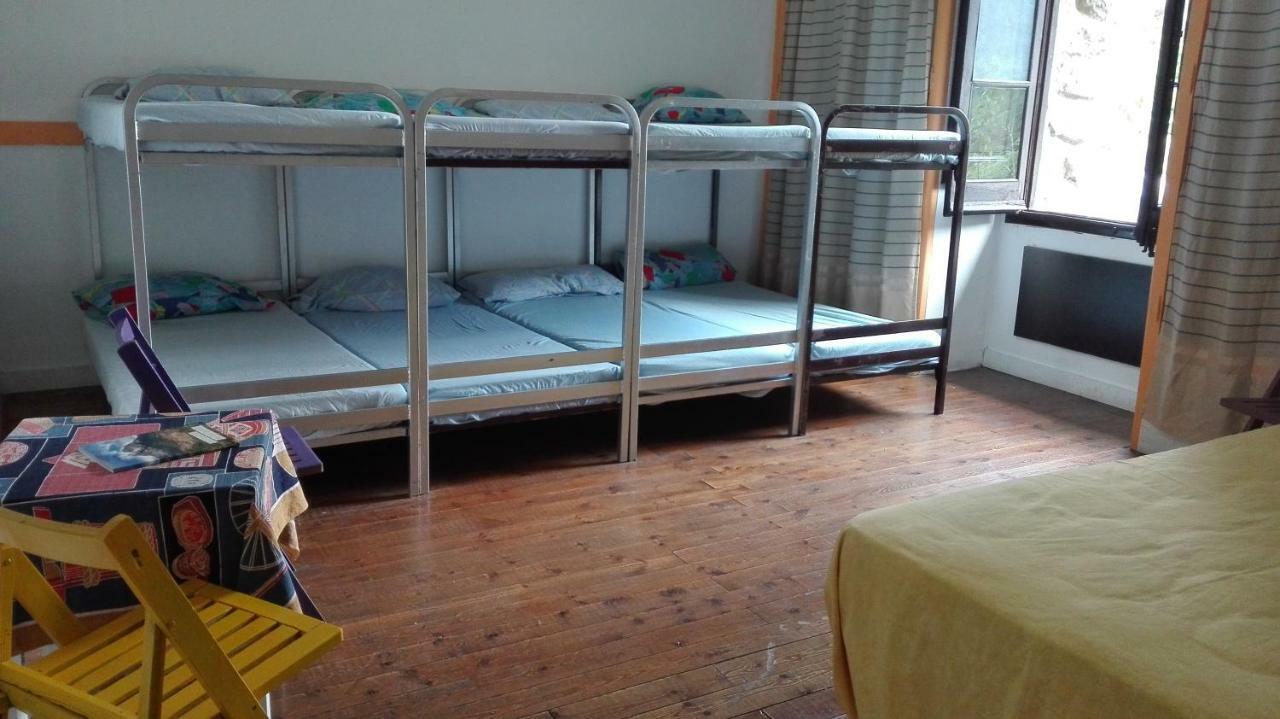 Refugi Quatre Cases Guest house