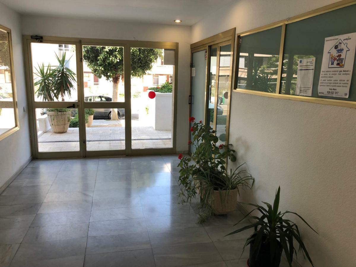 Familiar Leomar Apartamento