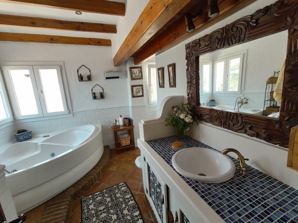 El Hogar De Lucia *