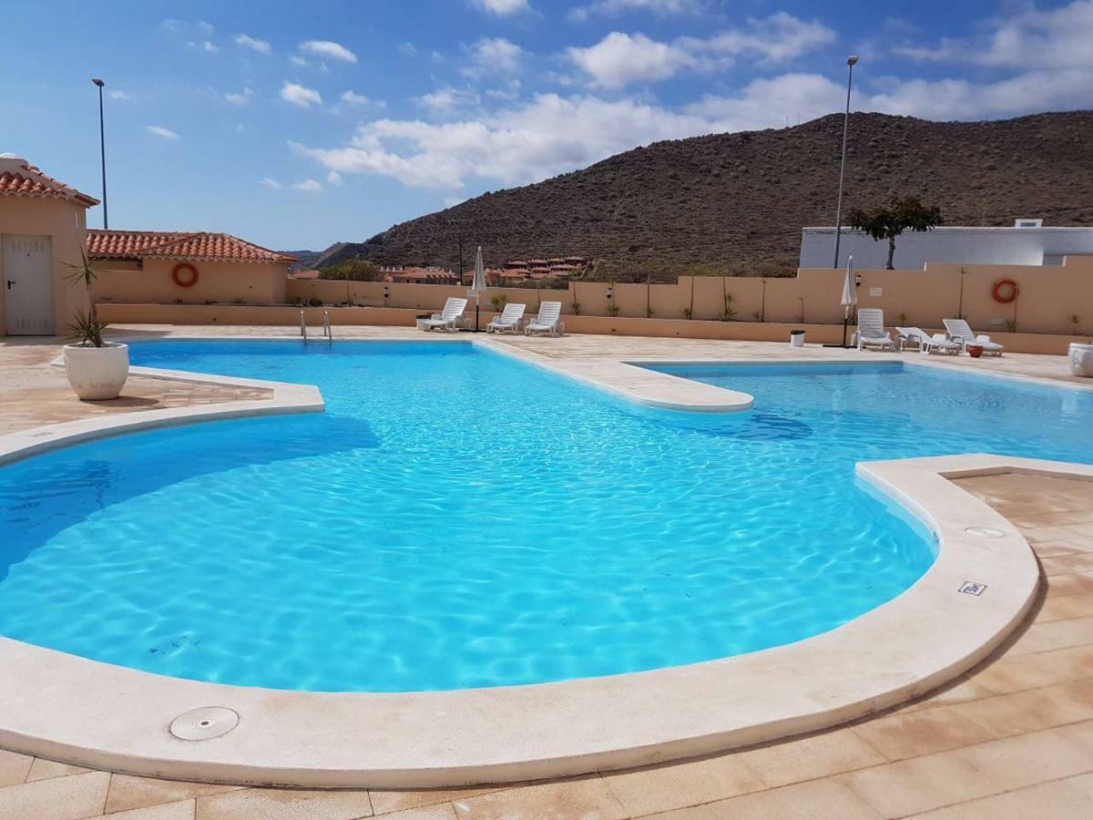 Сasa de vacaciones Roque Del Conde 2 With Fantastic Sea Views, 2 Terraces, Pool, Wifi, Sat-tv, Dishwasher