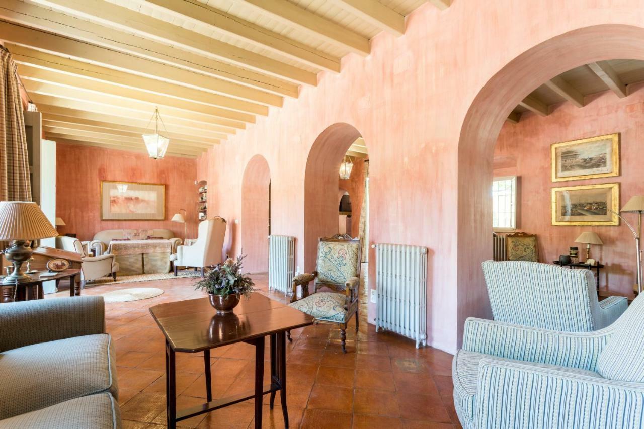 El Tejar Villa *