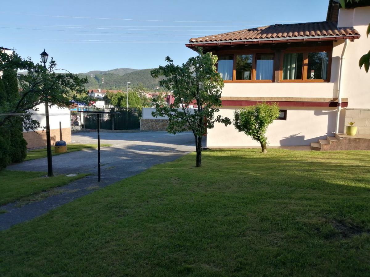 Pensión Gure Ametsa *