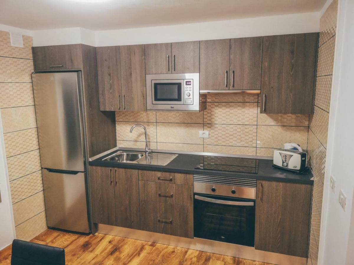 Apartment San Isidro. 2 Rooms. Quiet Terrace