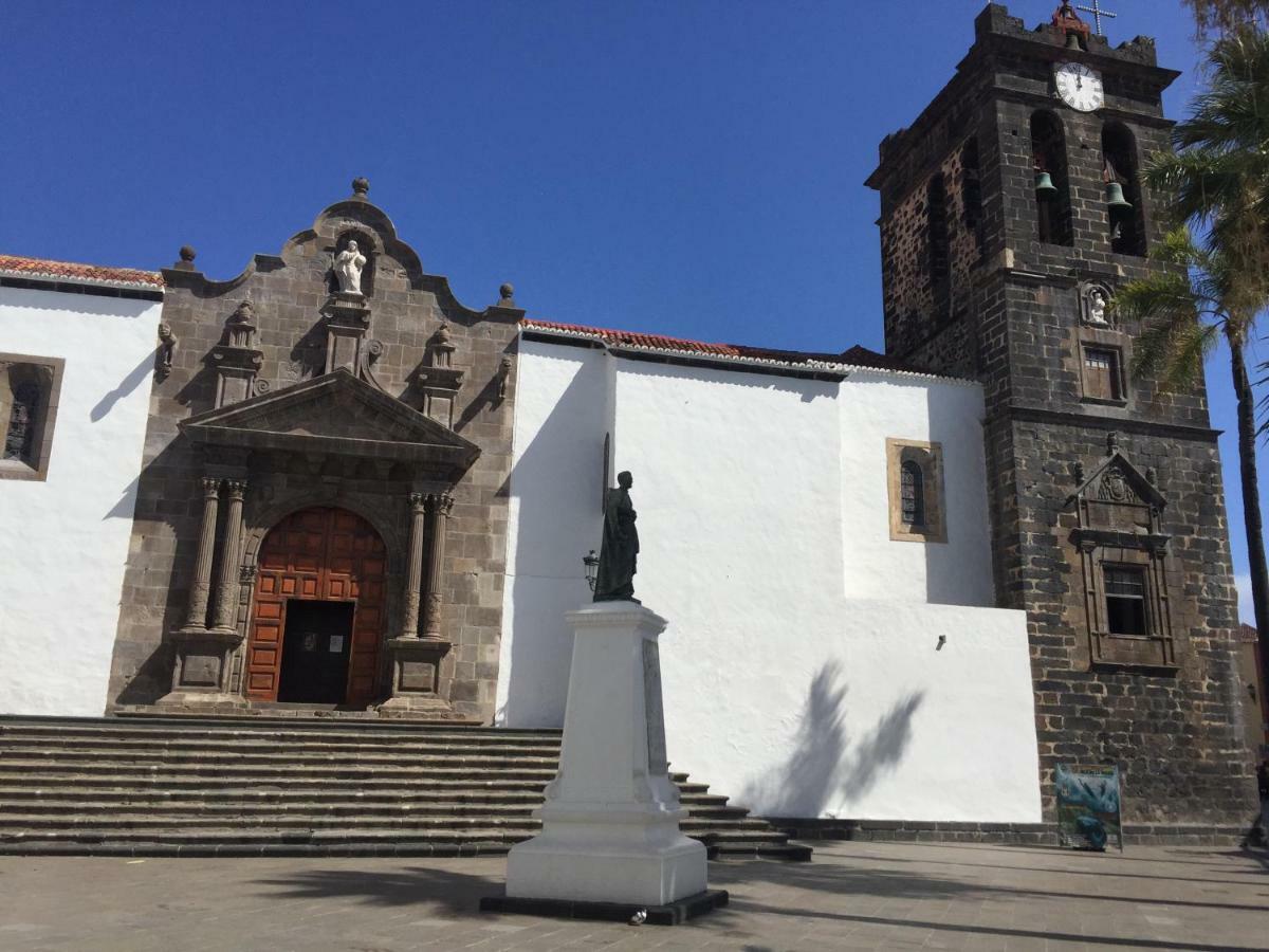 La Portada *