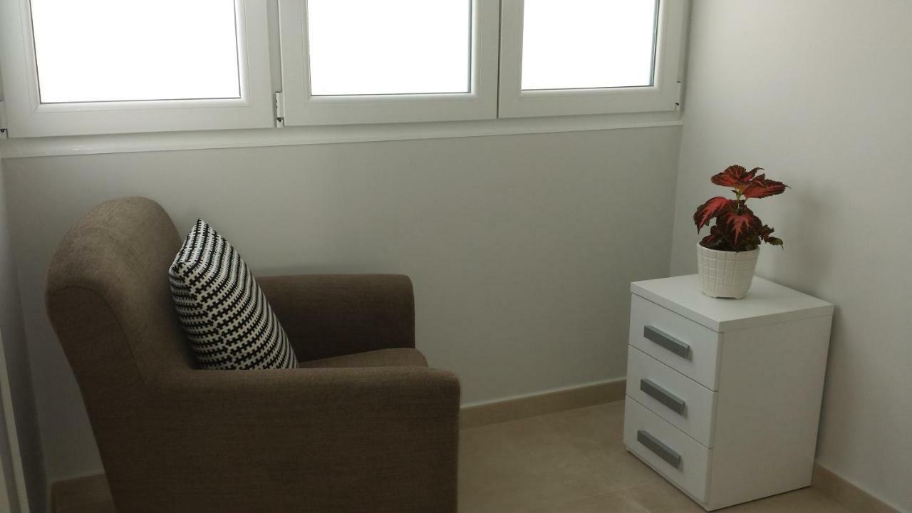 1 Linea San Juan De Alicante Apartamento