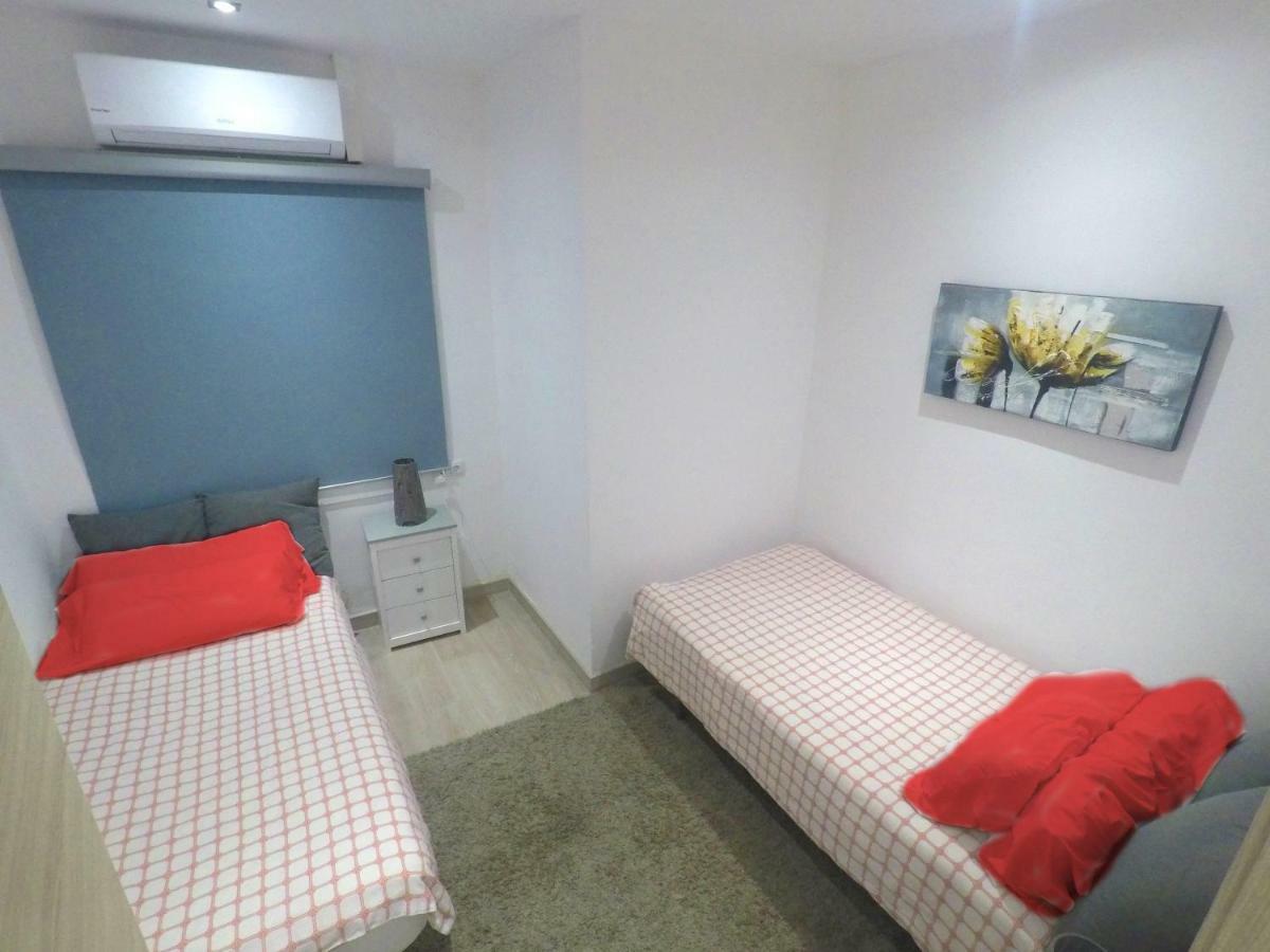 Your - Sagrada Familia Apartment