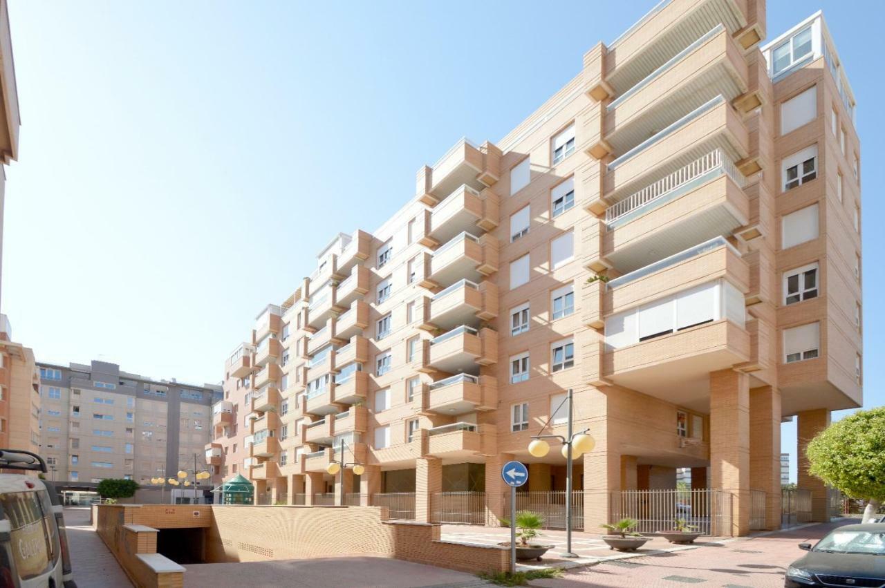 Moderno Apartamento Frente A La Playa Y El Centro
