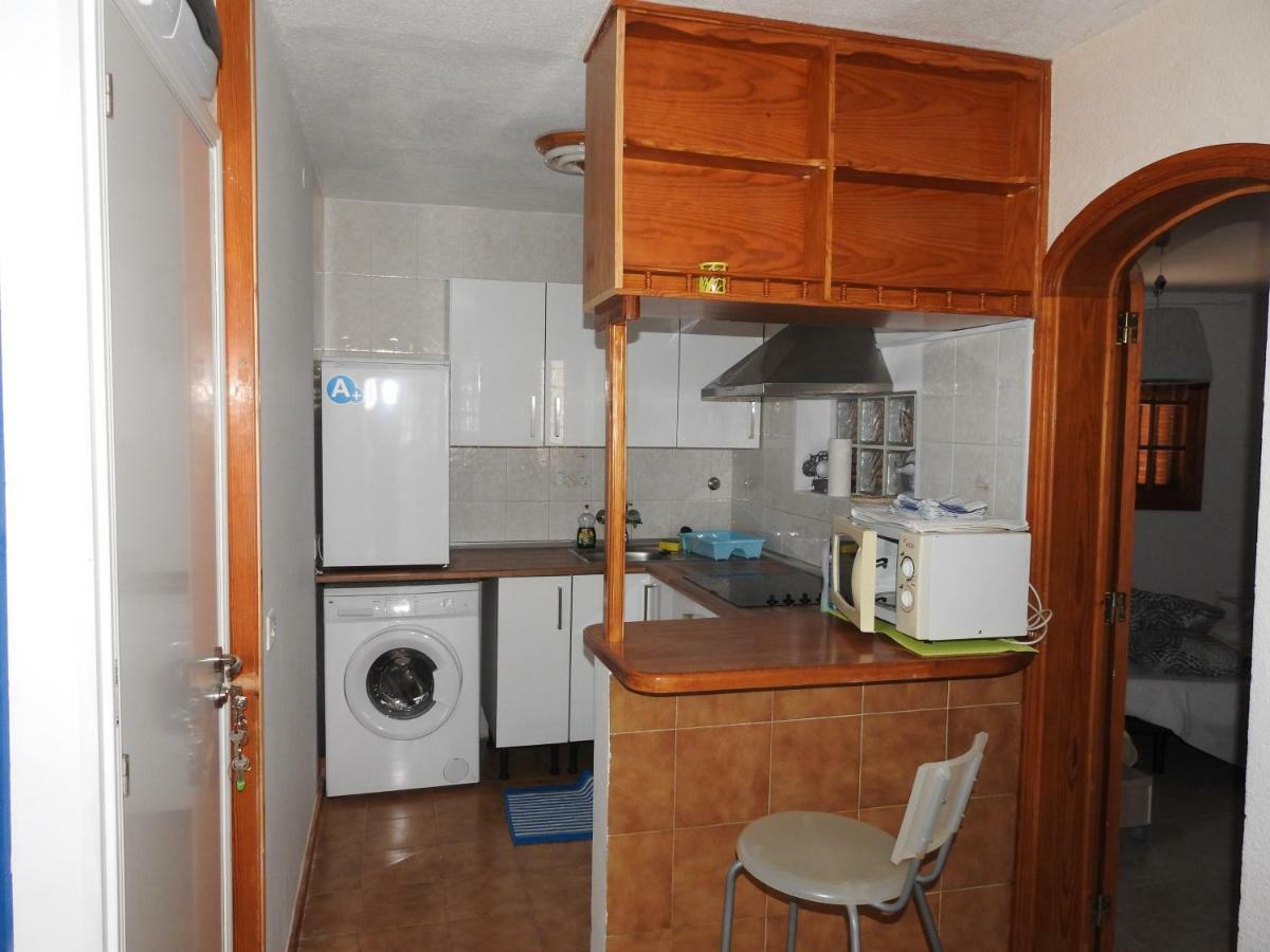Сasa de vacaciones La Palmera1 Casa Al Primer Piso Con 2 - Two Bedroom House On The First Floor --- La Palmera 2 Casa En Planta Baja Con 1 Dormitorio, One Bedroom House On The Ground Floor
