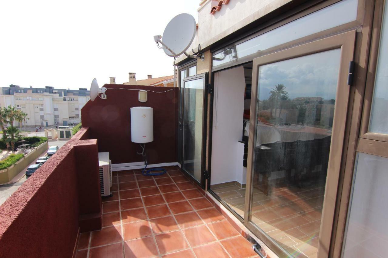 Apartamento ático Duplex En 1a Línea De Mar Dénia