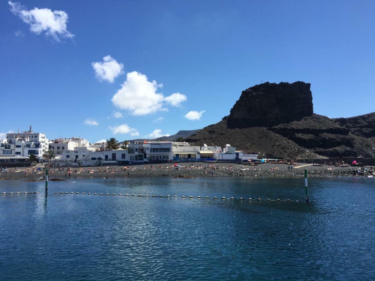 Сasa de vacaciones La Palmera1 Casa Al Primer Piso Con 2 - Two Bedroom House On The First Floor --- La Palmera 2 Casa En Planta Baja Con 1 Dormitorio, One Bedroom House On The Ground Floor Agaete (Gran Canaria)