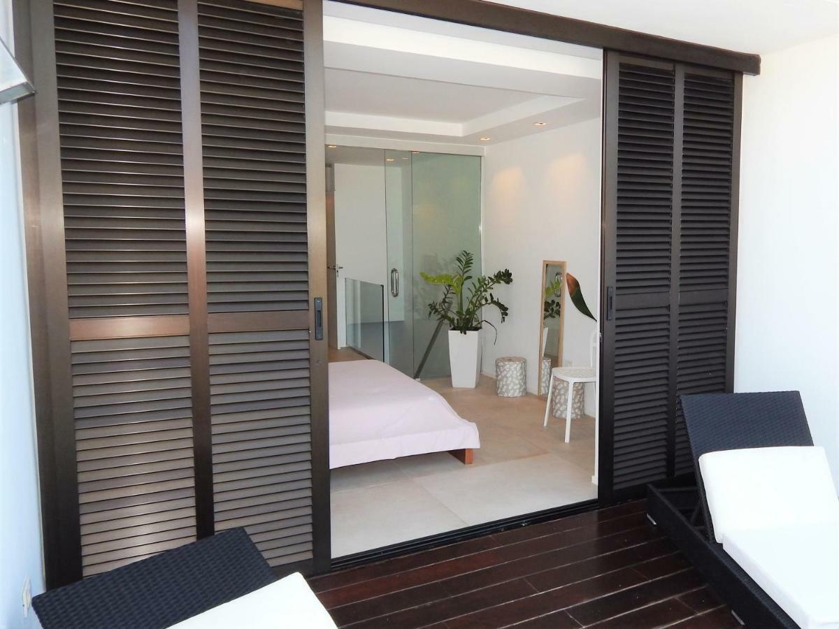 Beautiful Beachfront Apartamento *