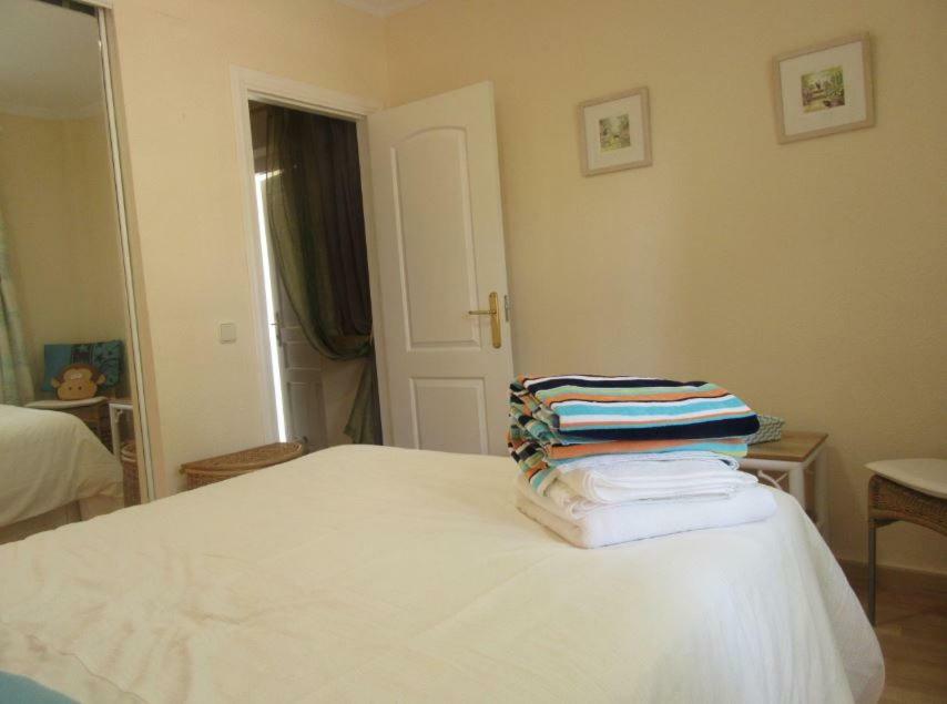 Apartment In El Paraiso - Near Puerto Banus *