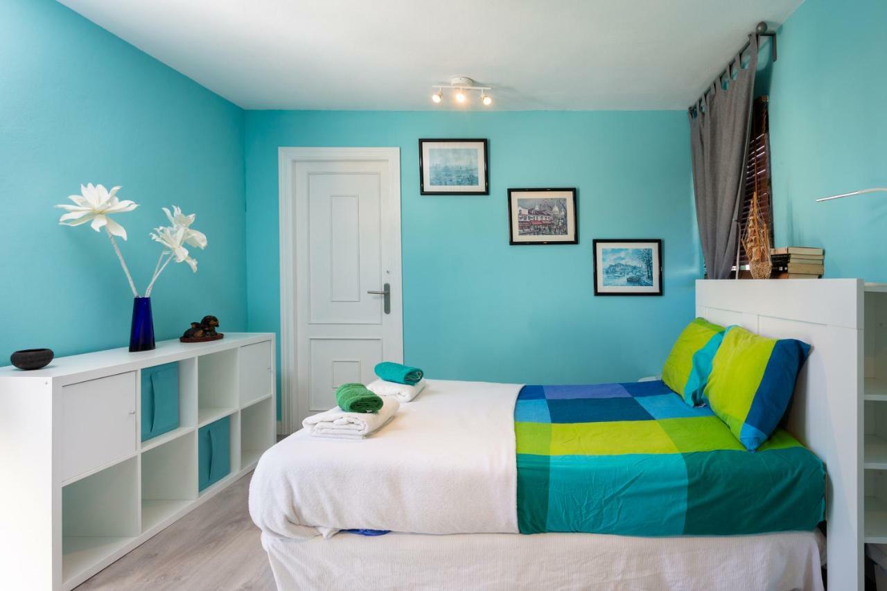 Home2book Stunning Sea Front House Holiday home