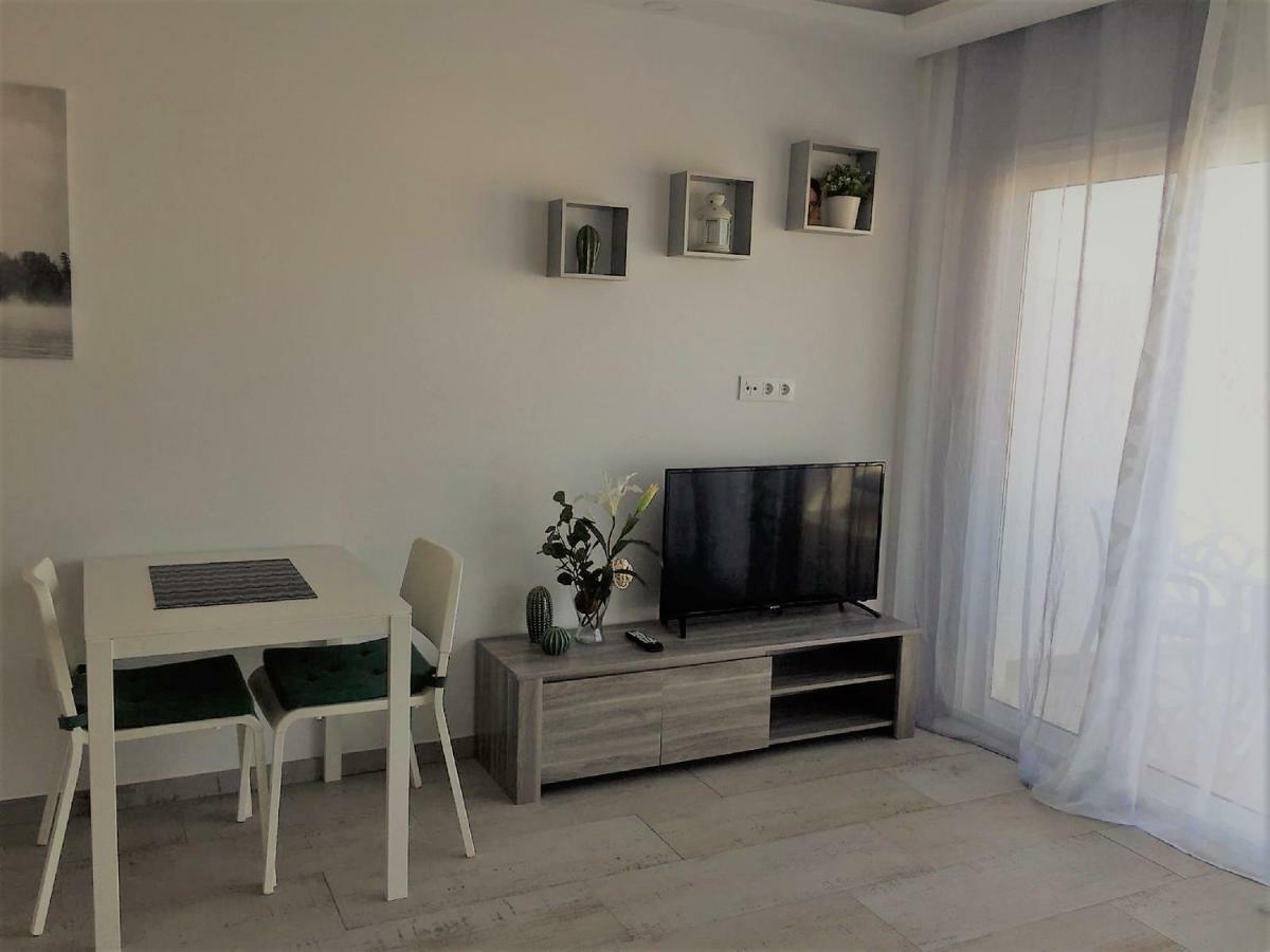 Summer Sunshine In Cristianos Apartamento