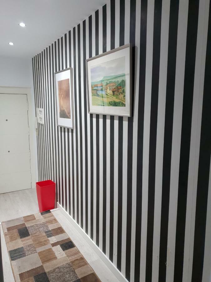 Consultar Disponibilidad *