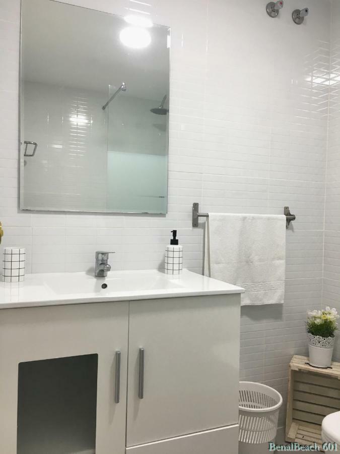 Benalbeach Deluxe Apartamento *