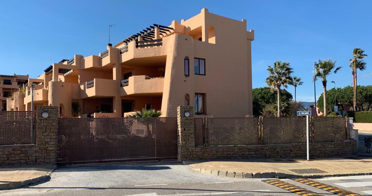 Golf With Private Garden Direct Pool Access Apartment Casares