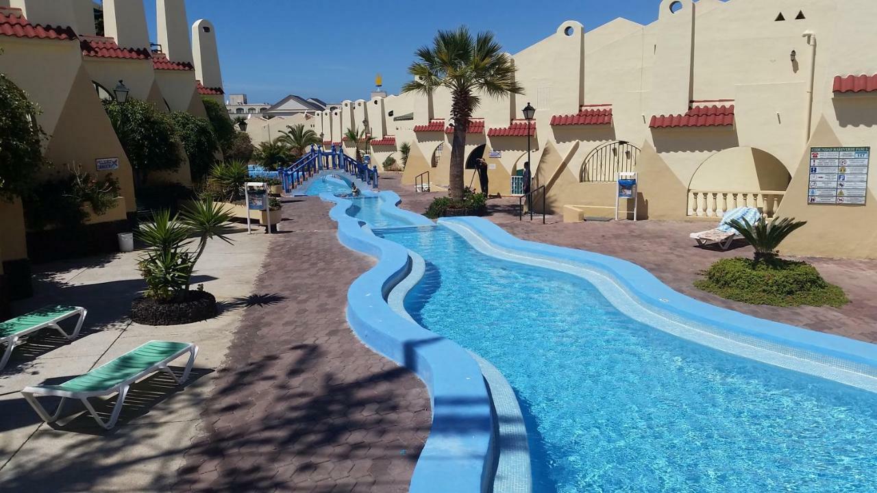 Family Poolside South Facing Villa Costa Adeje (Tenerife)