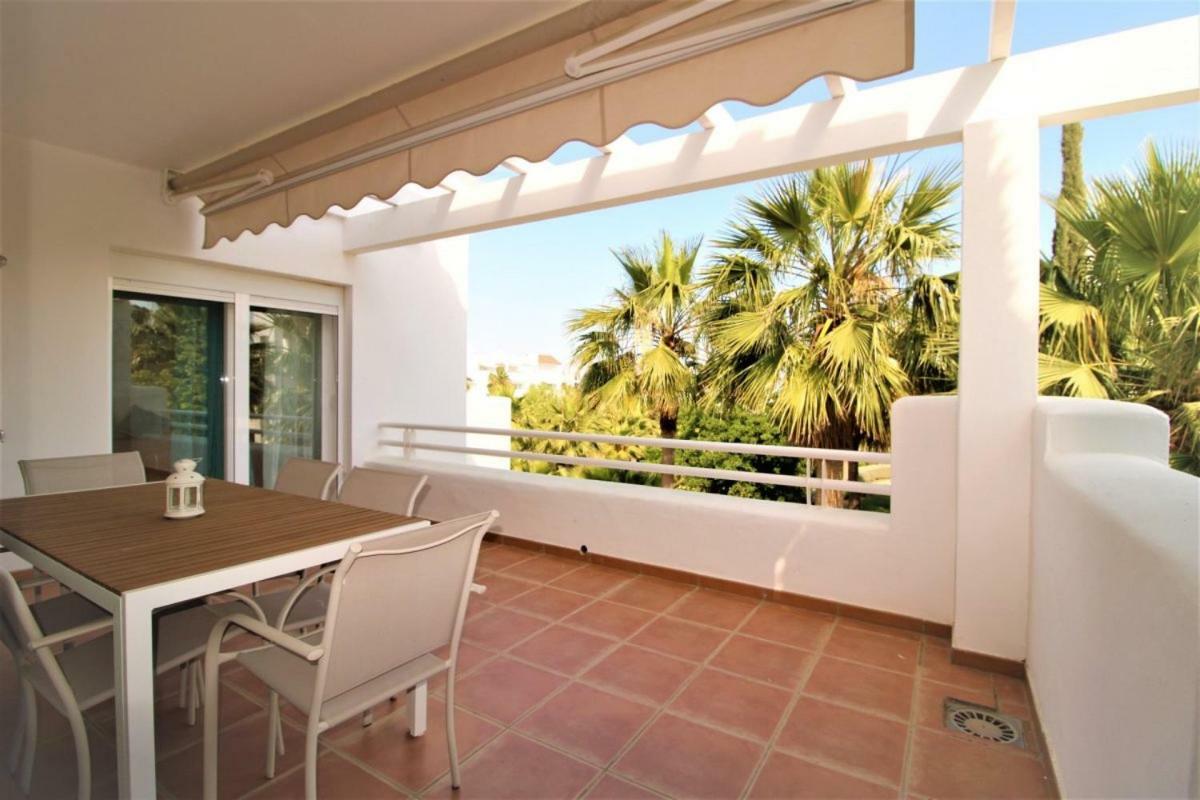 Alcazaba Lagoon Apartamento *