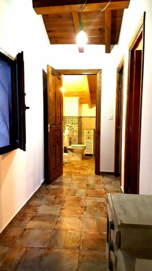Casa rural Almoguer *