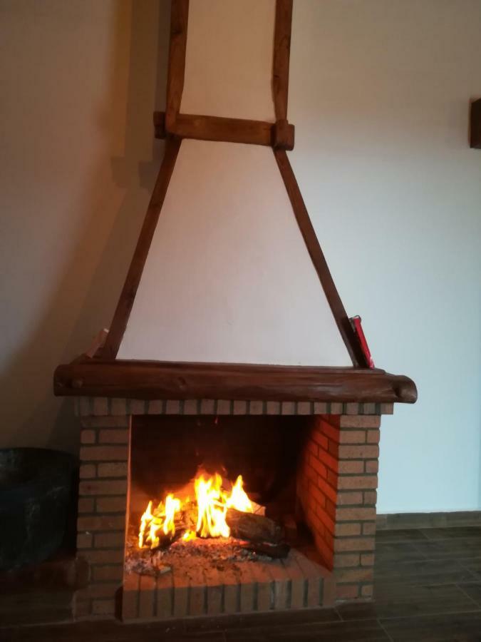 Country house Guinderos *