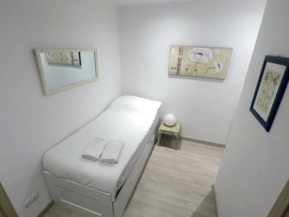 Your - Sagrada Familia Apartment
