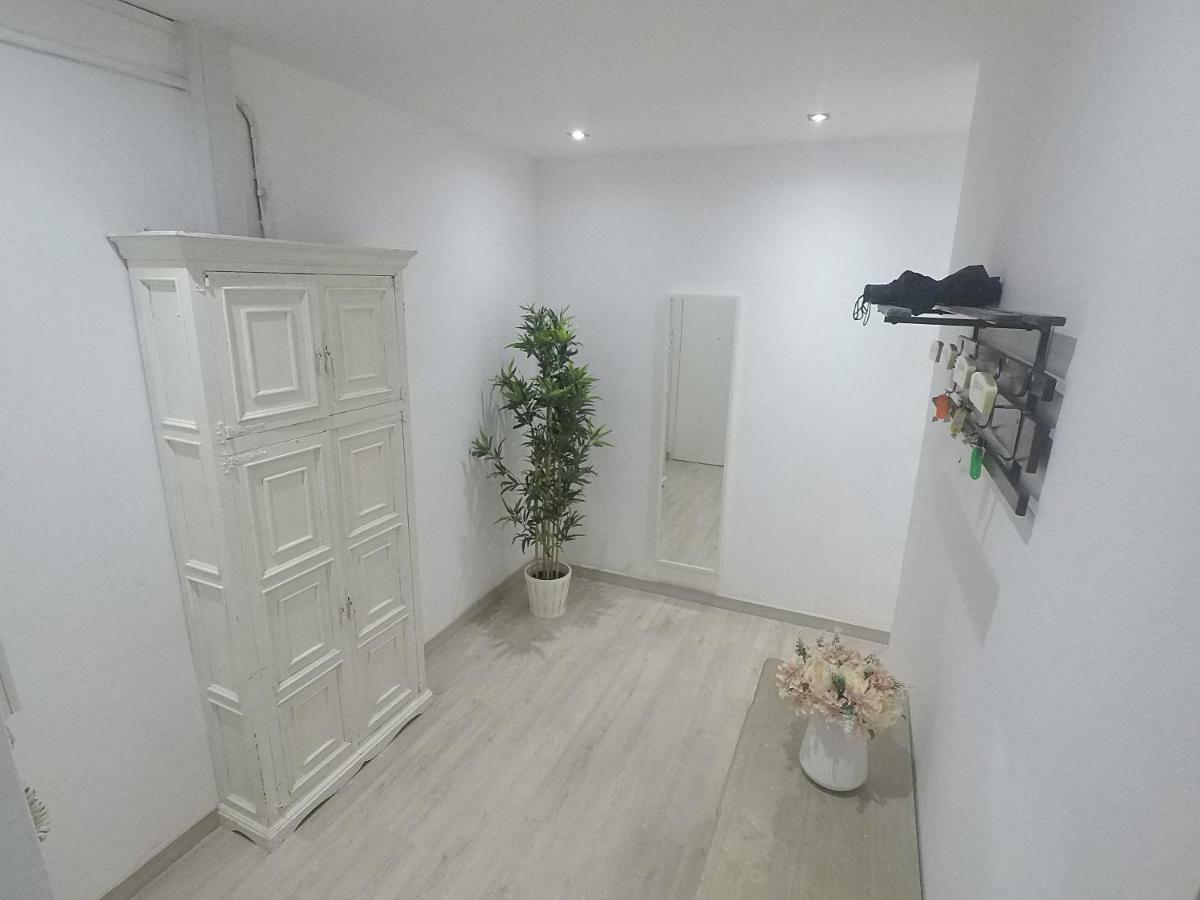 Your - Sagrada Familia Apartment
