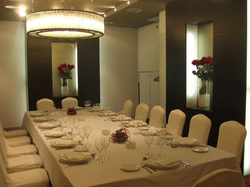 Silken Coliseum 4*
