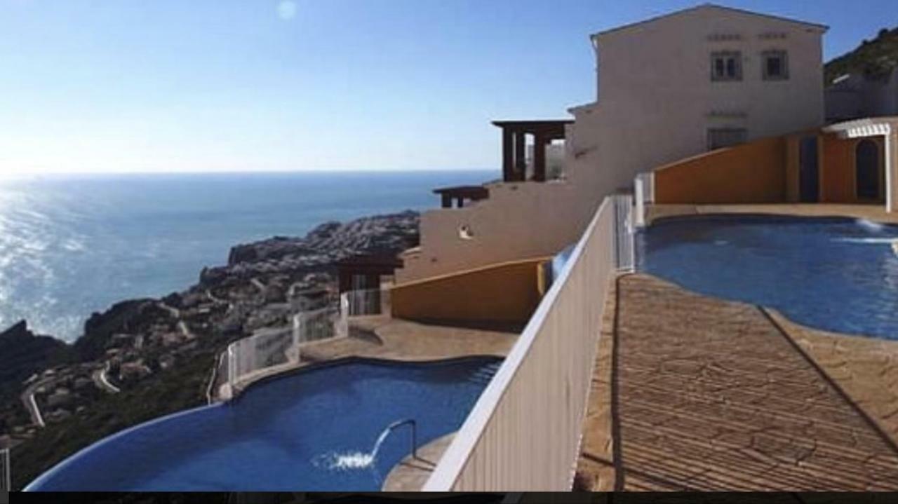 Calle Vistamar Apartment