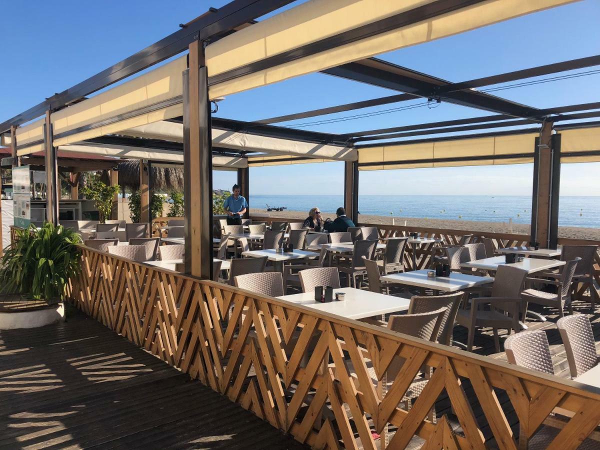 Apartament Aguamarina On The Beach Front Apartamento