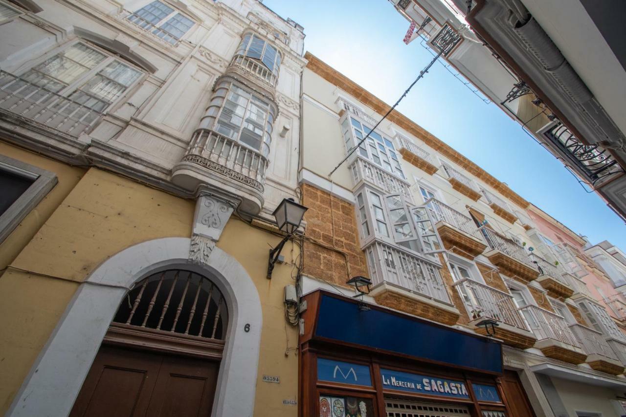 Del Arqueologo De Cadiz
