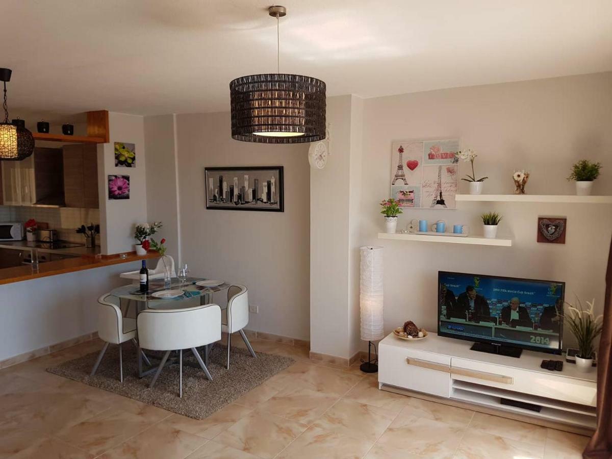 Сasa de vacaciones Roque Del Conde 2 With Fantastic Sea Views, 2 Terraces, Pool, Wifi, Sat-tv, Dishwasher Costa Adeje (Tenerife)