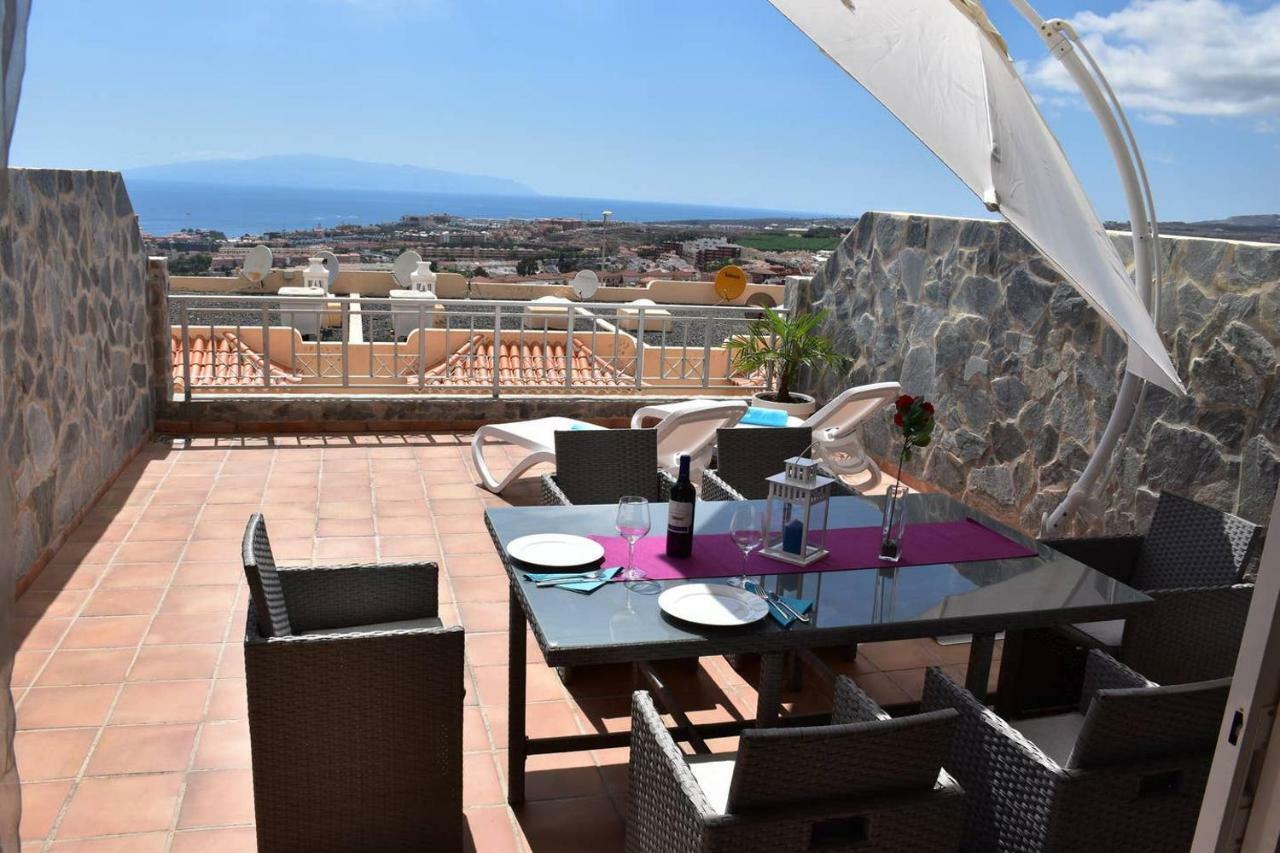 Сasa de vacaciones Roque Del Conde 2 With Fantastic Sea Views, 2 Terraces, Pool, Wifi, Sat-tv, Dishwasher Costa Adeje (Tenerife)