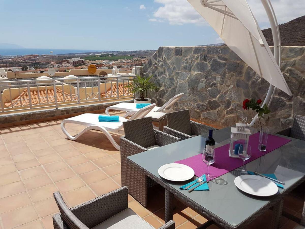 Roque Del Conde 2 With Fantastic Sea Views, 2 Terraces, Pool, Wifi, Sat-tv, Dishwasher Сasa de vacaciones Costa Adeje (Tenerife)