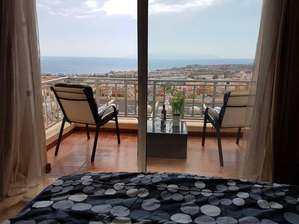 Roque Del Conde 2 With Fantastic Sea Views, 2 Terraces, Pool, Wifi, Sat-tv, Dishwasher Сasa de vacaciones Costa Adeje (Tenerife)