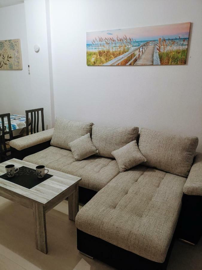 Blue Sea Apartment *