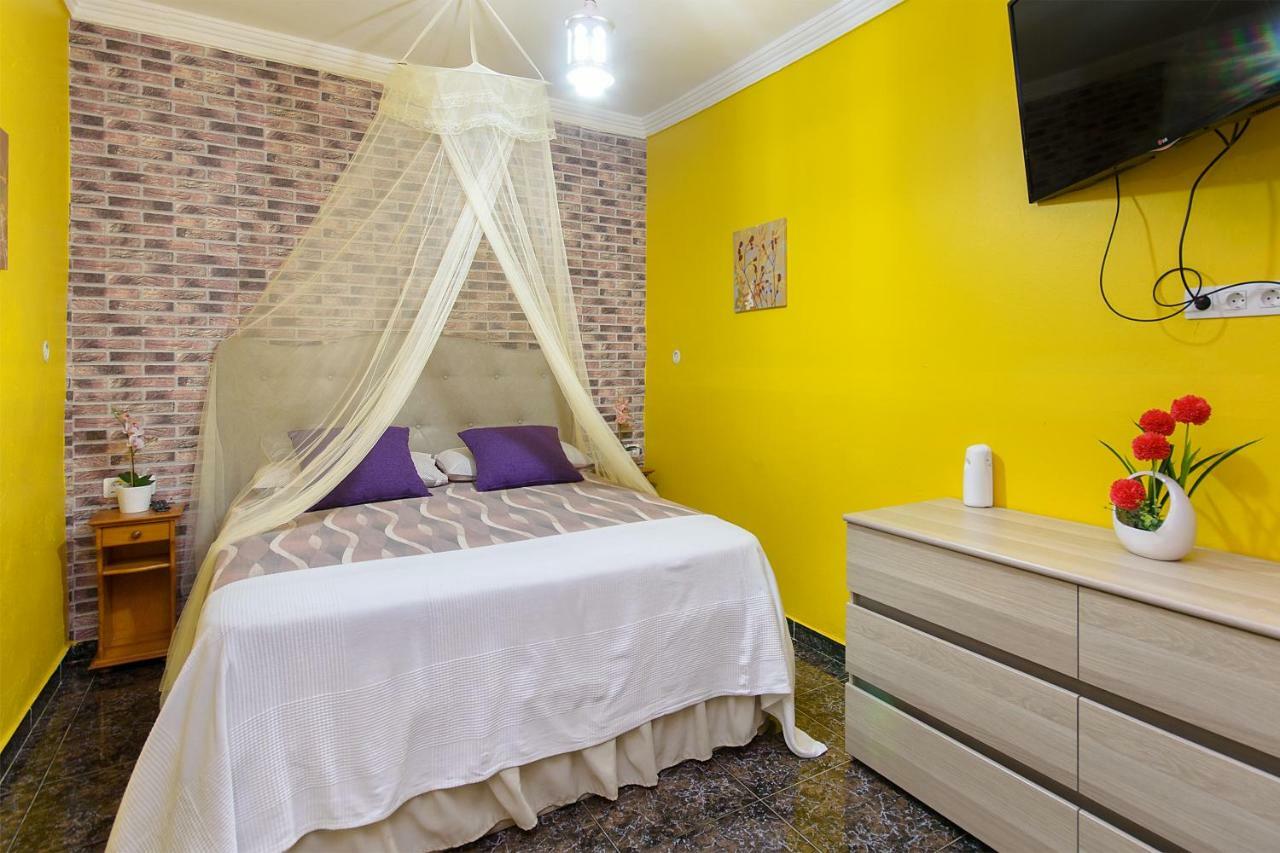 Hearth Away From House. Breia Villa Puerto del Carmen (Lanzarote)