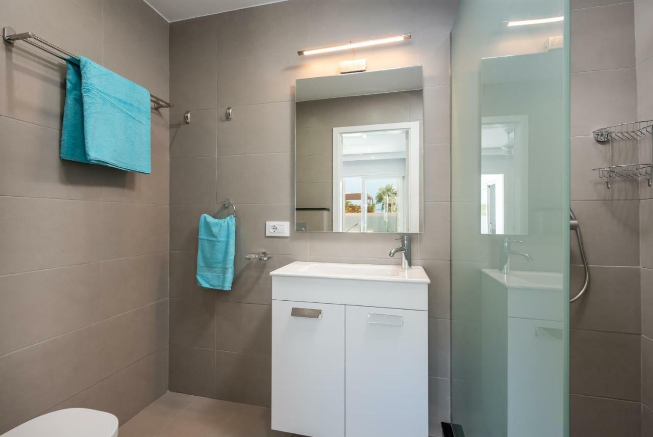 Luxurious 5* - 300m2 - Private Heated Pool - Garage - Wifi Villa Palm-mar