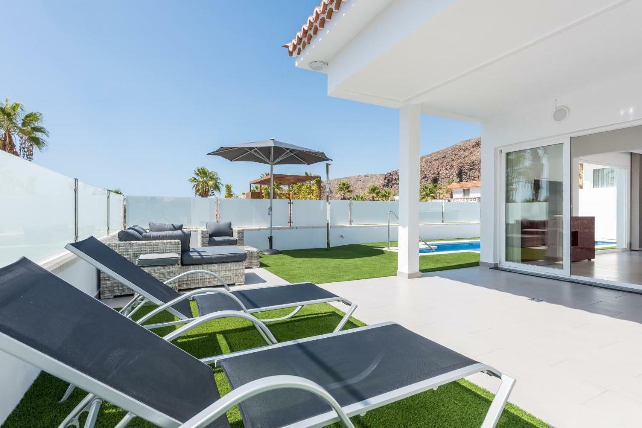 Villa Luxurious 5* - 300m2 - Private Heated Pool - Garage - Wifi *