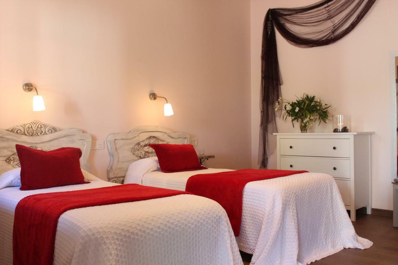 Carriles Rurales Aparthotel *