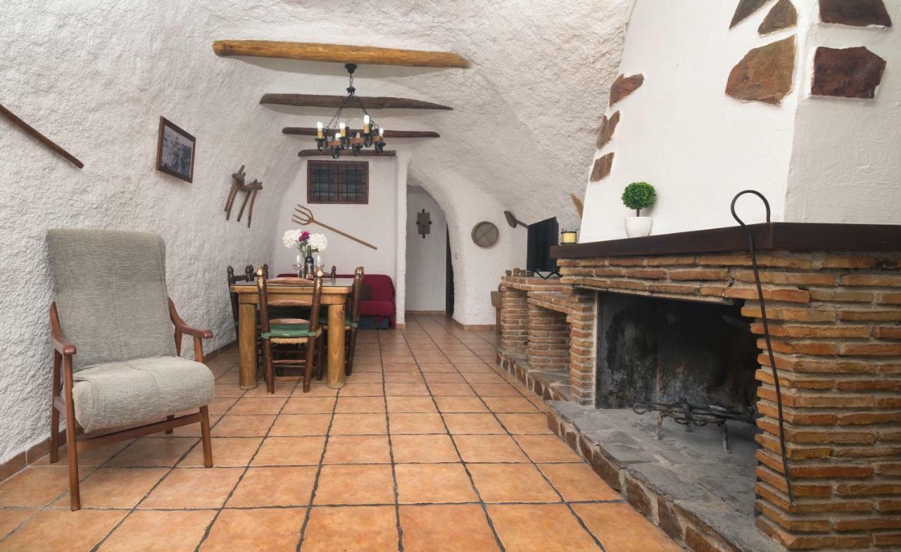 Villa Cuevas Al Qulayat