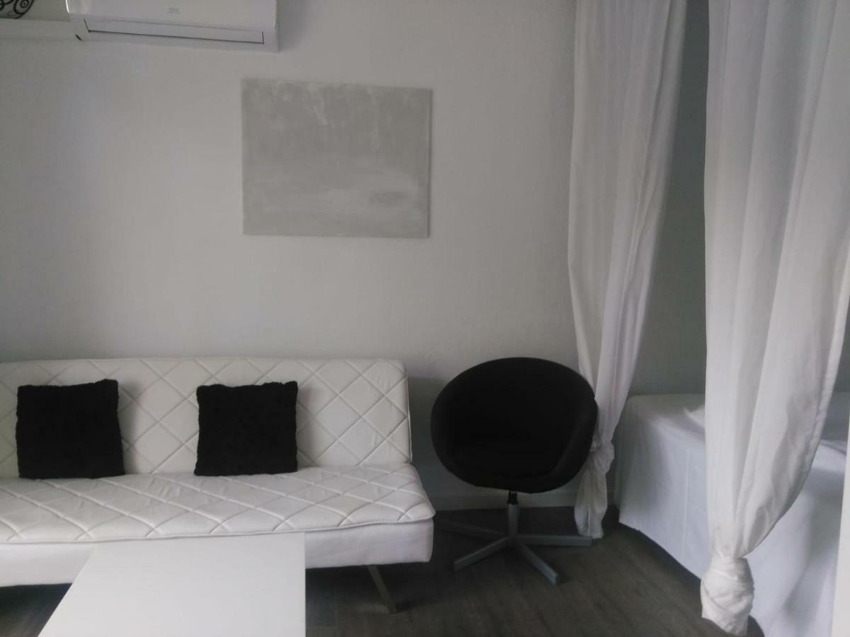 Apartamento Laura Sunbeach *