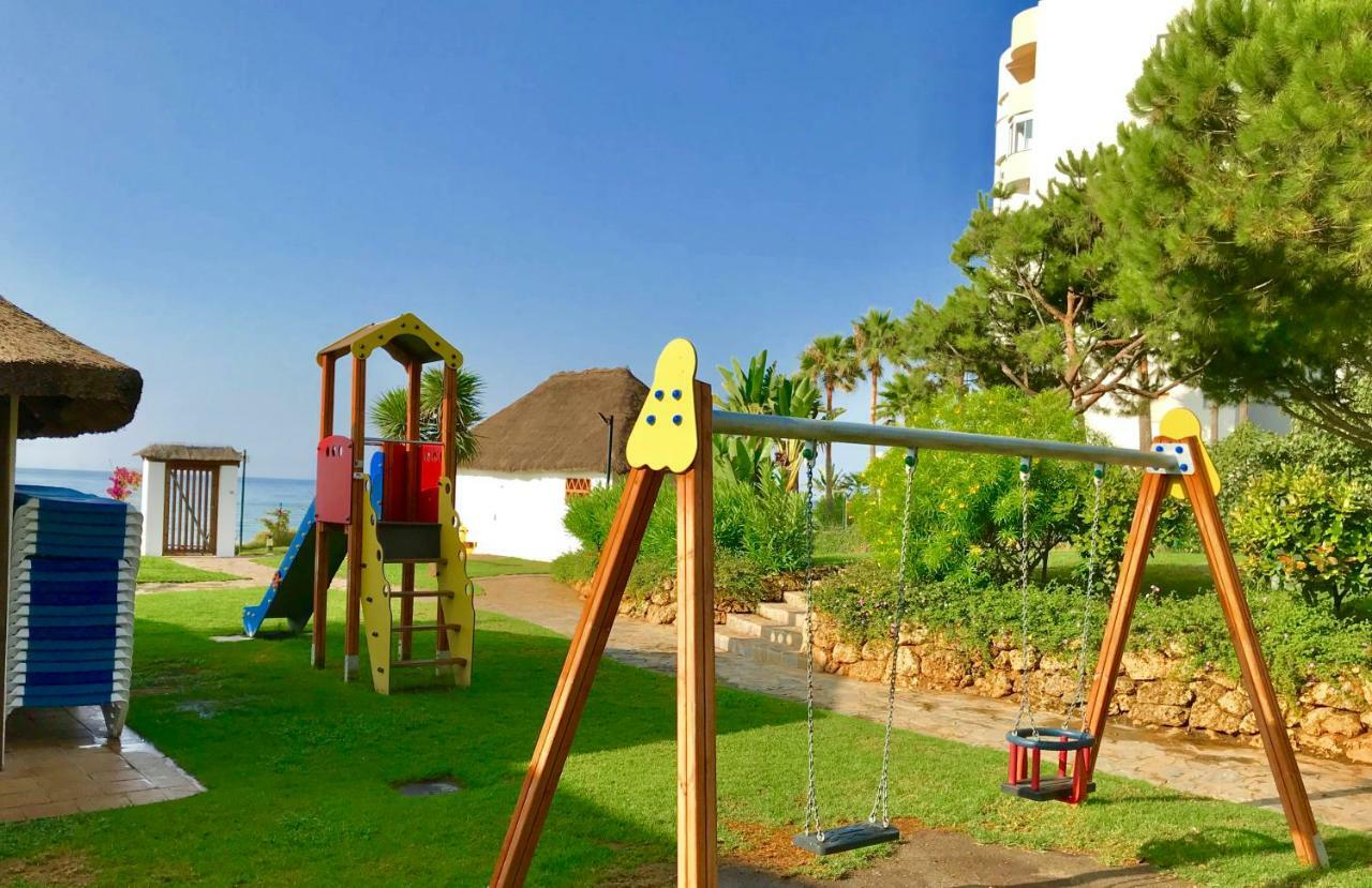 Mi Capricho, Beachfront, Grownfloor, Private Garden & Terrace