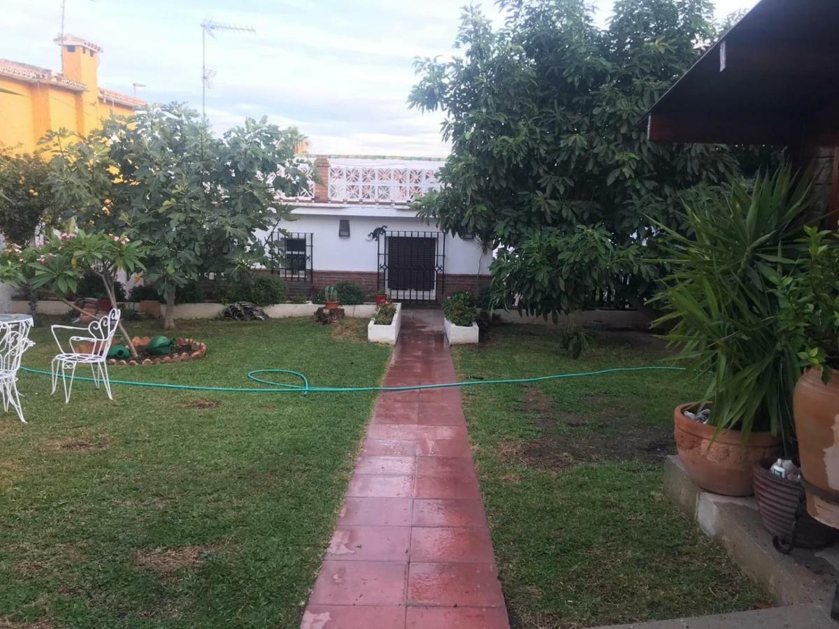Bonito Chalet En La Cala Con Gran Jardin Privado *