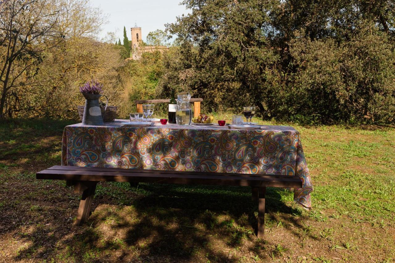 Masia Baix Emporda * Monells