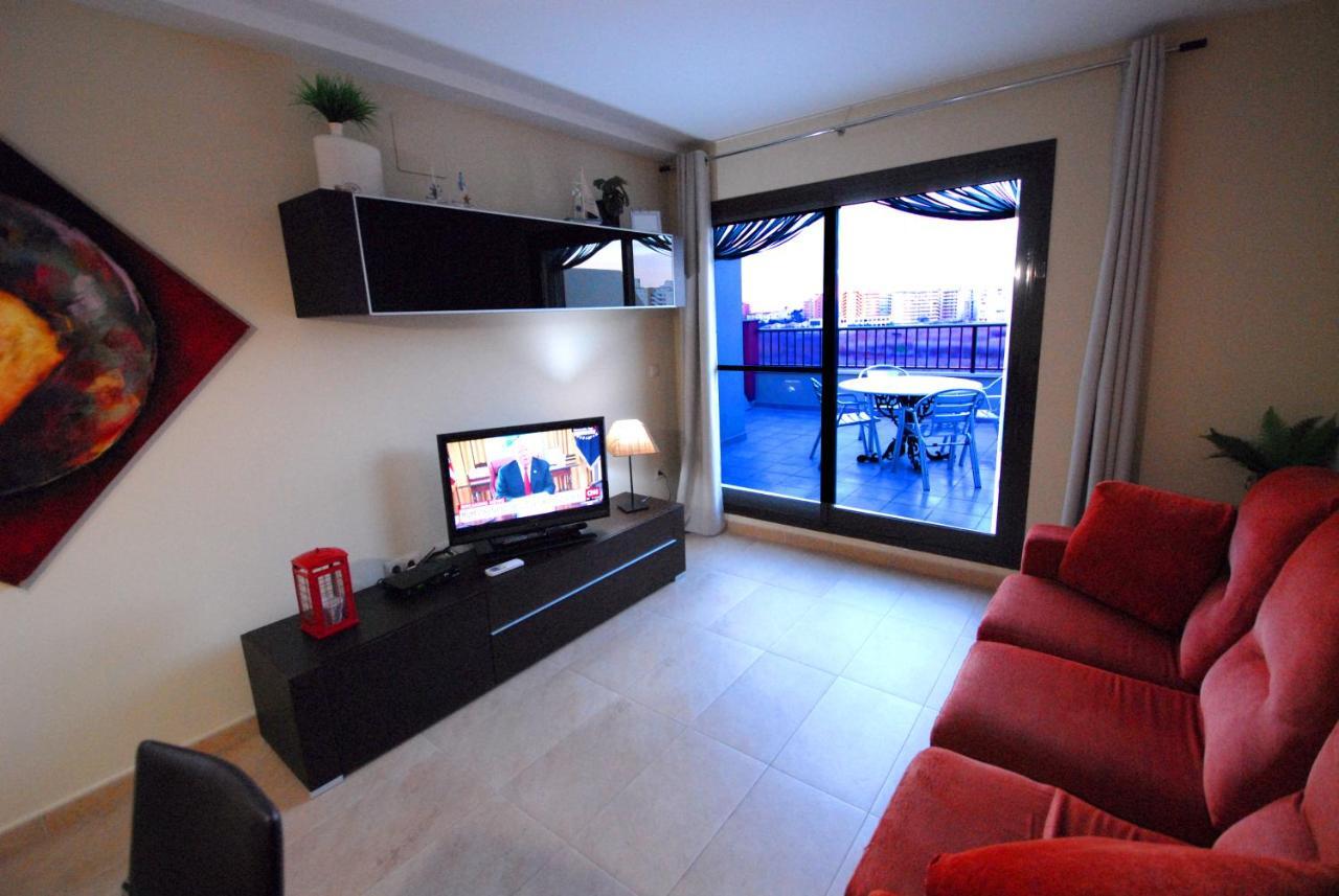Apartamento Bonito Atico Con Aire Acondicionado,piscina Comunitaria, Parking Y Wifi Peñíscola