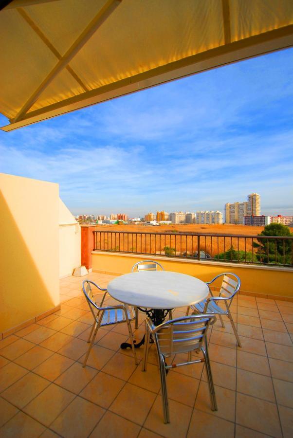 Apartamento Bonito Atico Con Aire Acondicionado,piscina Comunitaria, Parking Y Wifi *