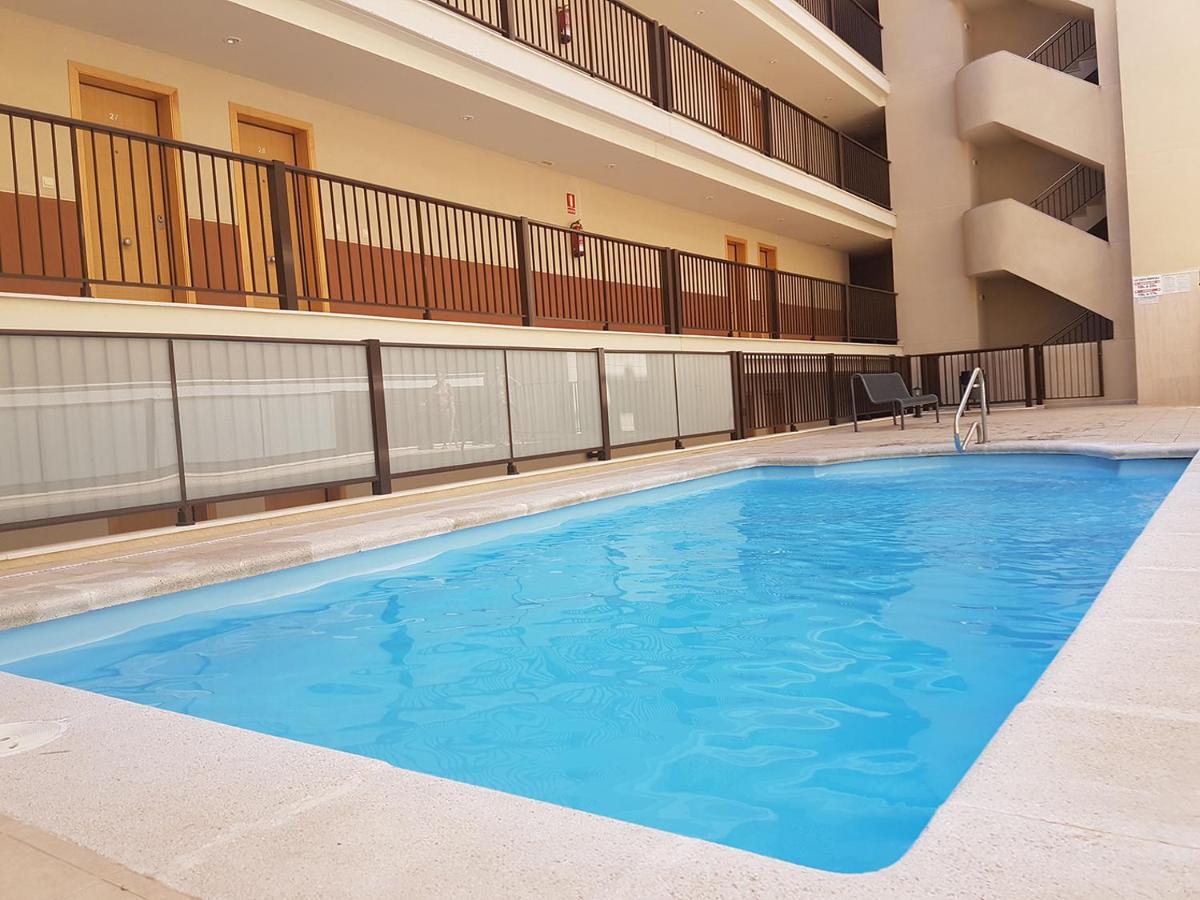 Apartamento Bonito Atico Con Aire Acondicionado,piscina Comunitaria, Parking Y Wifi