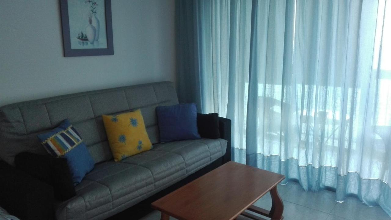 With Sea View And Pool Apartment *
