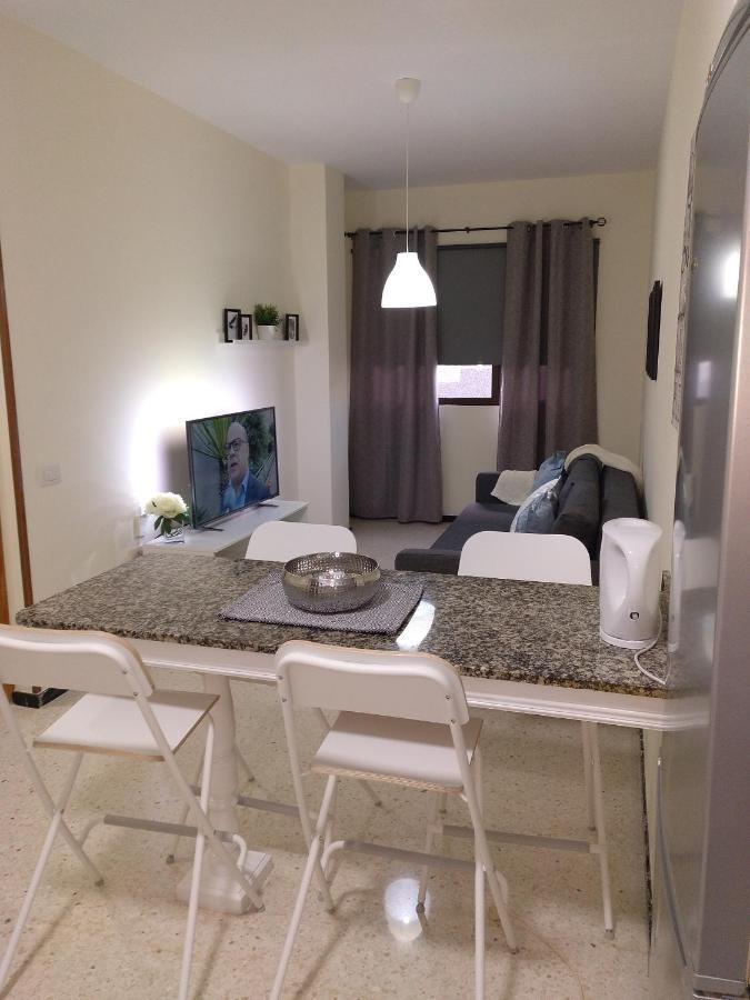 Rosyshome102 Apartamento Vecindario (Gran Canaria)